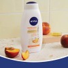 NIVEA Gel de baño White Peach and Jasmine con suero nutritivo, 20 onzas líquidas