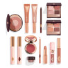 Kit de maquillaje marca Charlotte Tilbury