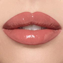 Kit de maquillaje marca Charlotte Tilbury