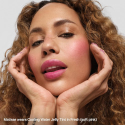 Tinte transparente para labios y mejillas con colágeno vegano marca Milk Makeup