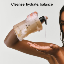 Salt & Stone Gel de baño con antioxidantes para una humedad profunda